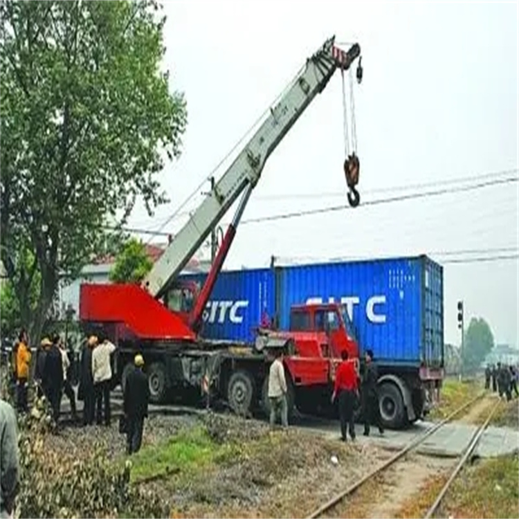 前锋如何快速找到附近的吊车救援公司