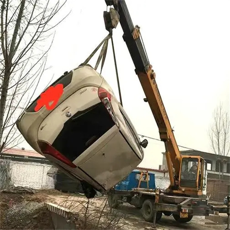 前锋随时待命，吊车24小时道路救援服务全解析